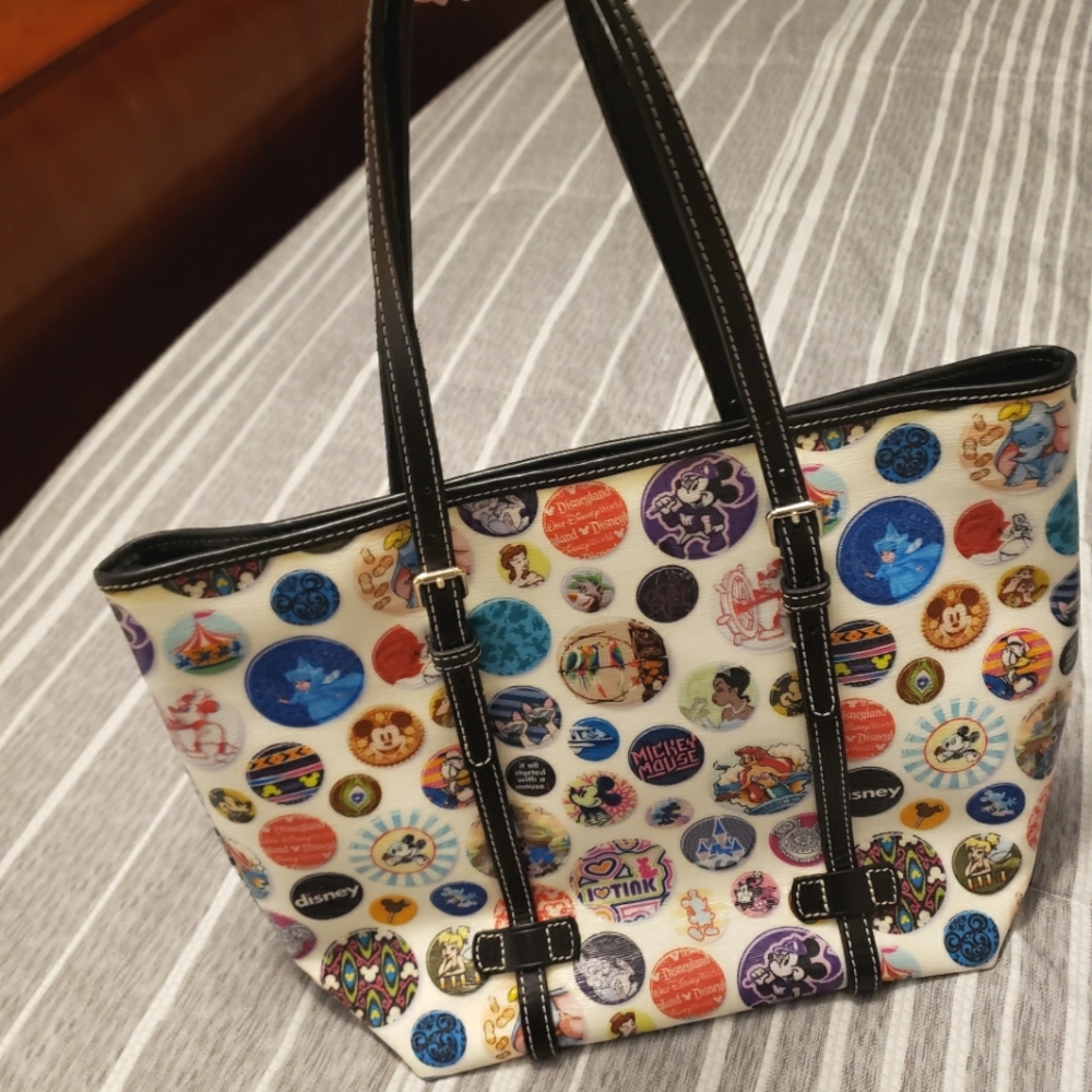 Dooney & Bourke Disney Paris